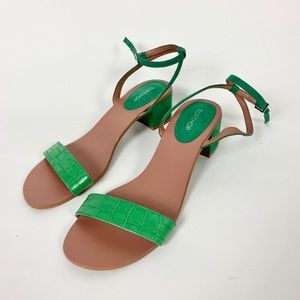 Topshop Darla Strap Sandal in Green NWOT sz 38.5